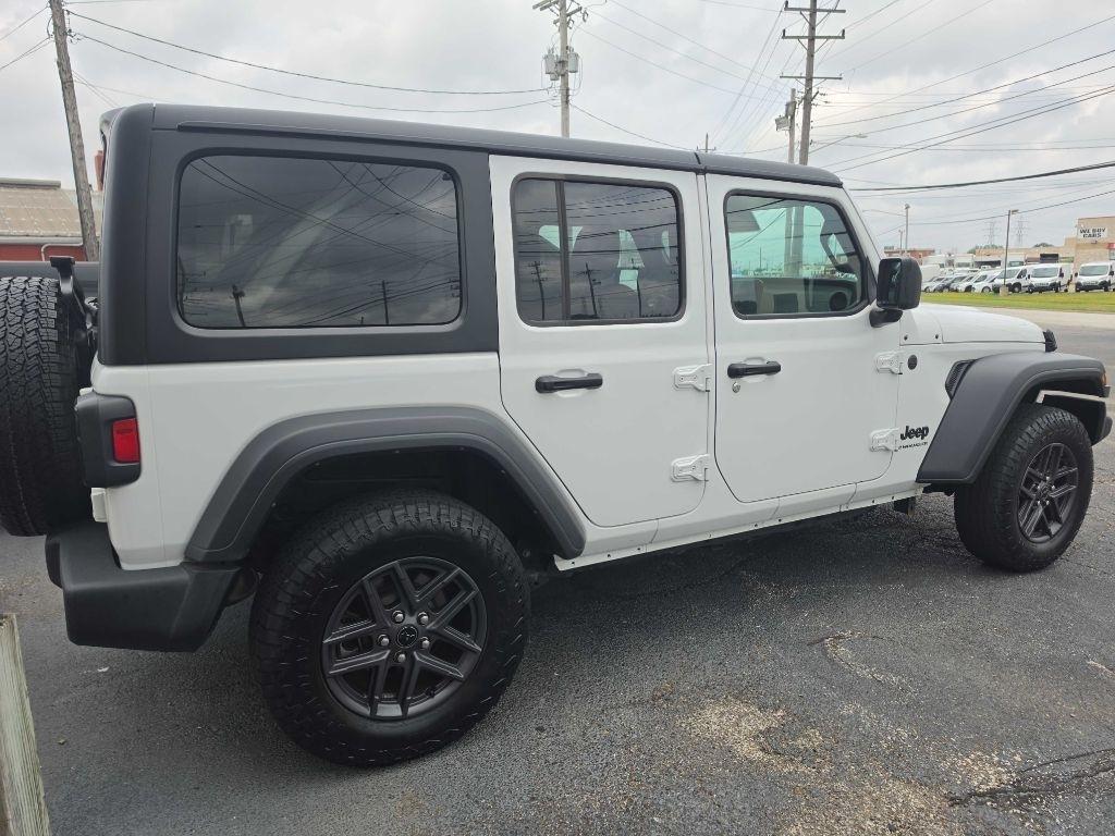 jeep wrangler 4-door 2024 1C4PJXDN1RW126078 image jeep wrangler 4-door 2024 1C4PJXDN1RW126078 image